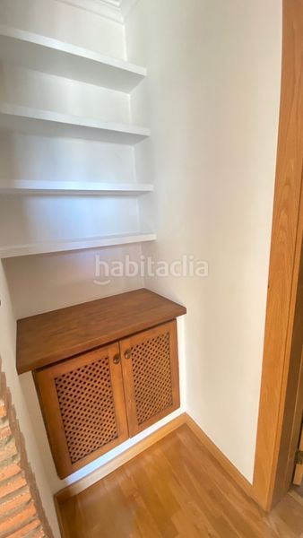Foto ba5e8d6c-4906-4e43-86f5-acea3d090721. Àtic amb calefacció aparcament a Silla