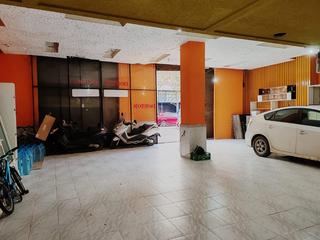 Lloguer Local Comercial a La Roqueta. Local comercial en gran via