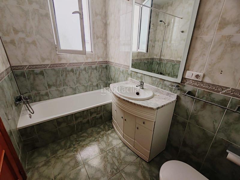 Foto 0dee7885-f6a5-4630-a6a3-323a0b942d48. Casa a schiera con parcheggio in Real de Gandía