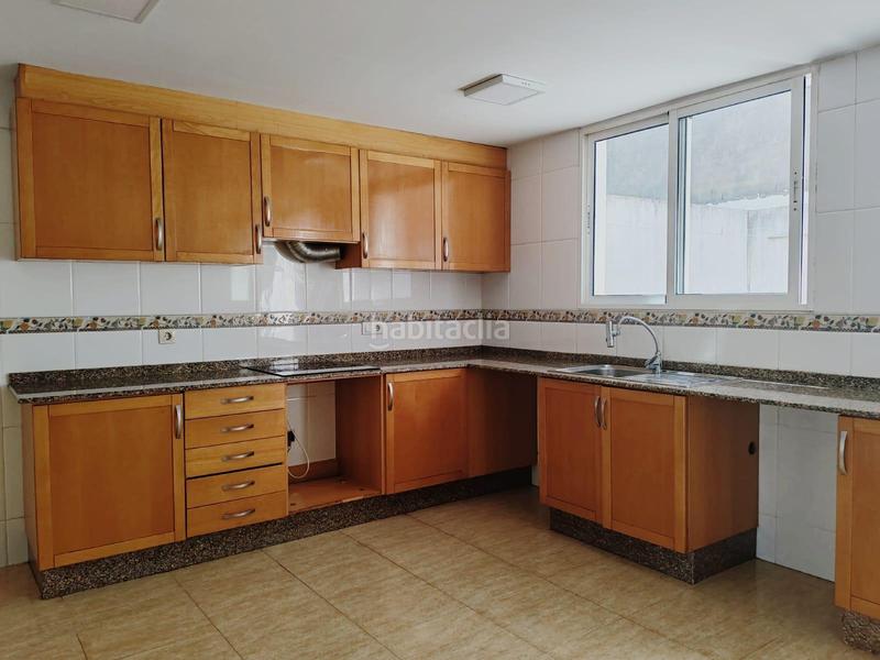 Foto 19b67d7e-7ab4-47f4-b114-4aab2afef4bb. Casa a schiera con parcheggio in Real de Gandía