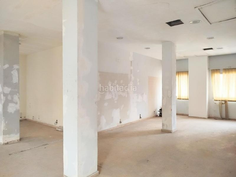 Foto cf49b590-fc55-4caf-bb0f-03dfcfe1f3b4. Locale commerciale in Nou Campanar Valencia