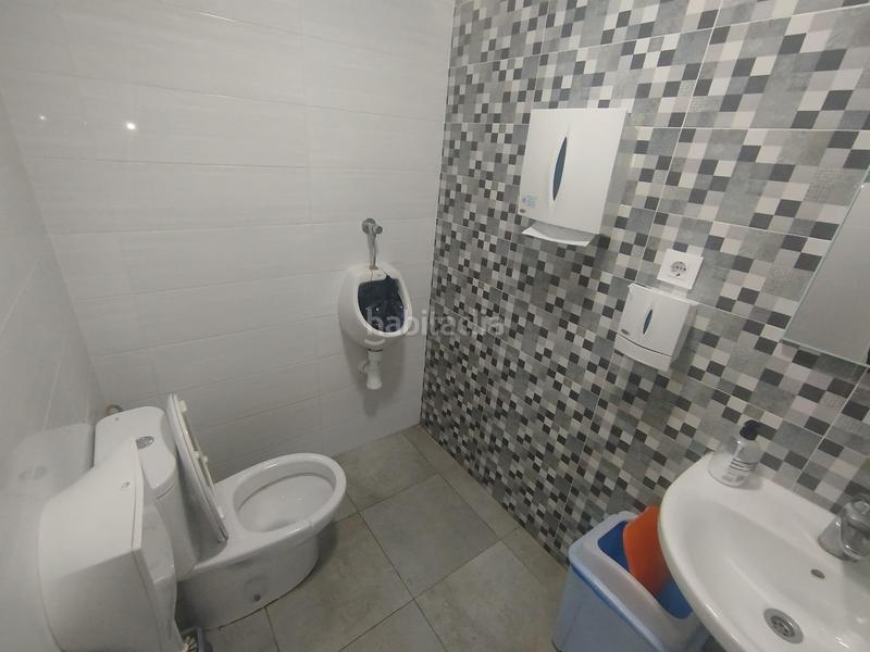 Foto 44be10c4-37bd-4870-9e39-d57990043e86. Alquiler local comercial trapasamos cafetería en pleno funcionamiento! . en Manises