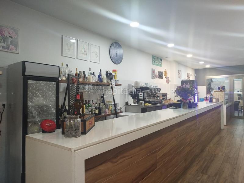 Foto 4e851cc8-b0b1-4a77-bc2f-20af49f24ff1. Alquiler local comercial trapasamos cafetería en pleno funcionamiento! . en Manises