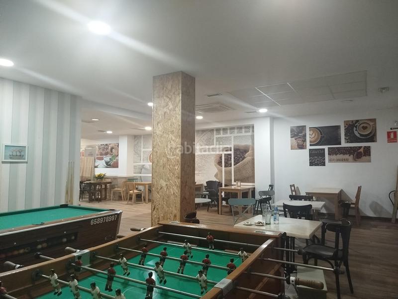 Foto 592a437f-d9b8-4f23-b2d3-1bec76b7e191. Alquiler local comercial trapasamos cafetería en pleno funcionamiento! . en Manises