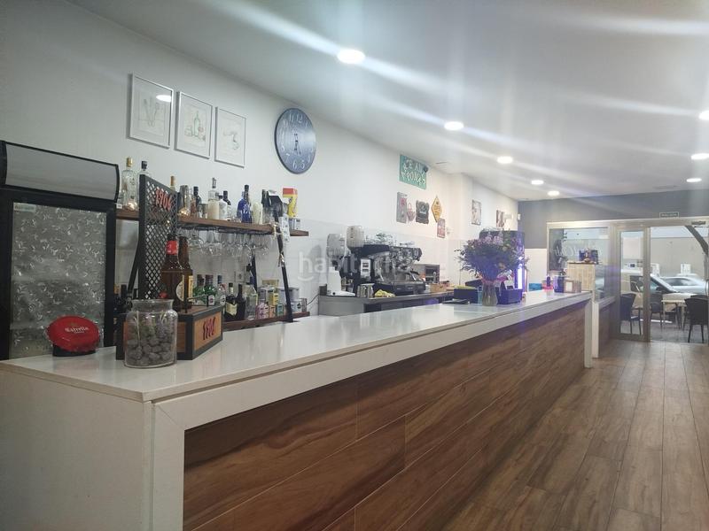 Foto cb8b2fd0-616e-4004-b2df-0e9477d35269. Alquiler local comercial trapasamos cafetería en pleno funcionamiento! . en Manises