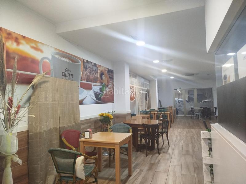 Foto ebcf8bf4-6100-43d0-a706-6b0c1fcf007f. Alquiler local comercial trapasamos cafetería en pleno funcionamiento! . en Manises