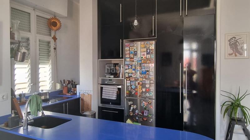Foto 4abb1172-db15-4041-86d0-41461dd32c3c. Alquiler piso precioso piso en la calle adressadors con 6 balcones. en Valencia