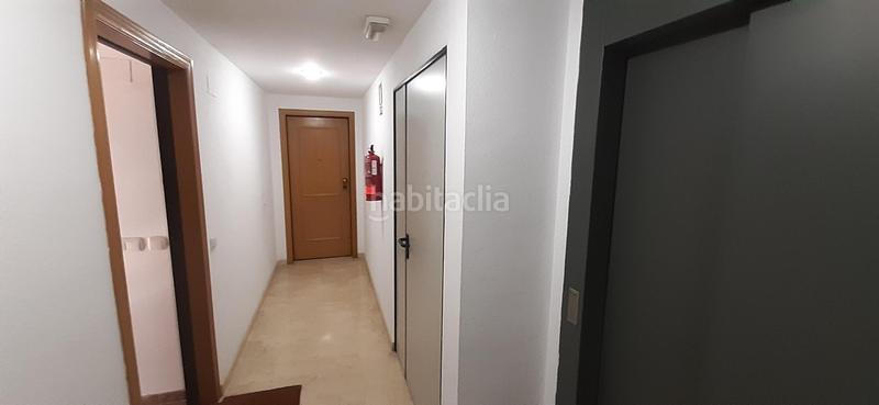 Foto f8c89de0-07cc-468e-90ea-ec33263ecf8e. Rent flat with heating parking in Albors Valencia