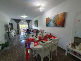 Pis  Calle escalante. Coqueto piso de 2 habitaciones en burjassot con vistas al parque