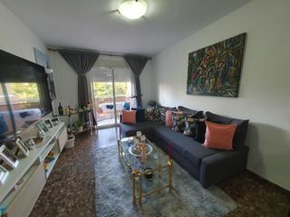 Pis  Calle escalante. Coqueto piso de 2 habitaciones en burjassot con vistas al parque