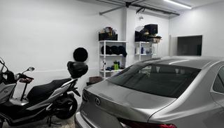 Parking coche  Calle forata. Garaje con estancia recreativa