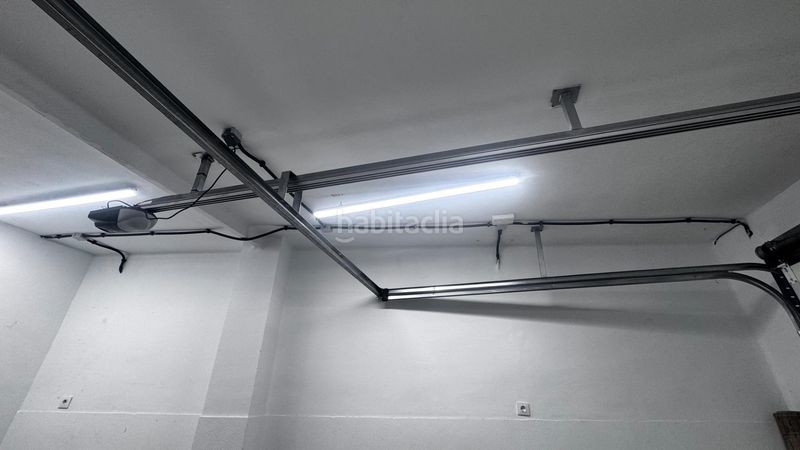 Foto a9e3cf60-b766-45c1-93ac-800310f3ac6e. Aparcament cotxe a L´Hort de Senabre Valencia