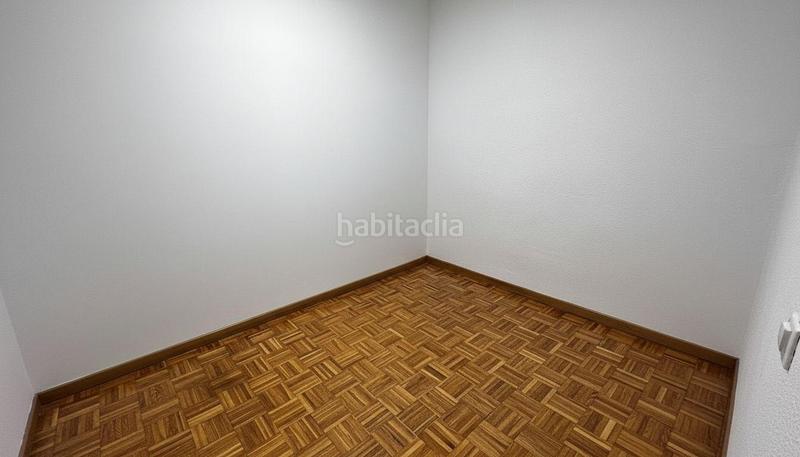 Foto f1e56bcd-b3a9-41d1-909f-d76d8b7e0747. Affitto appartamento con parcheggio in La Petxina Valencia