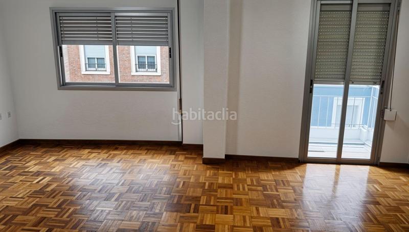 Foto 971c15e1-318e-4c43-ad2e-9d6f26083c09. Alquiler piso  muy luminoso con garaje en La Petxina Valencia