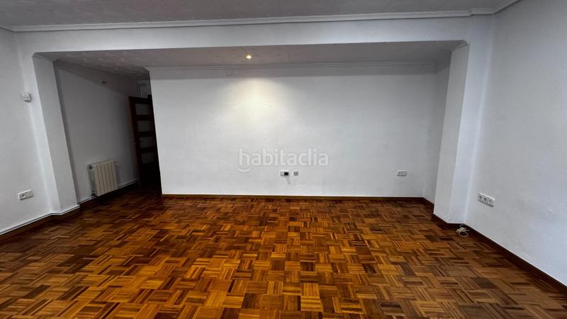 Foto 9ca07143-a292-458b-bccb-ae2915834ca4. Location appartement avec parking dans La Petxina Valencia