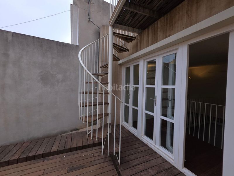 Piso ático dúplex con terraza junto a la plaza de la virgen en Valencia - Imagen 34