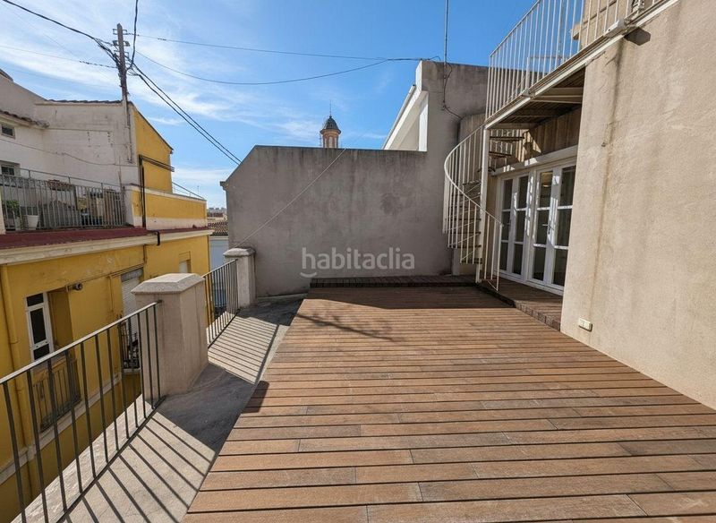Piso ático dúplex con terraza junto a la plaza de la virgen en Valencia - Imagen 6