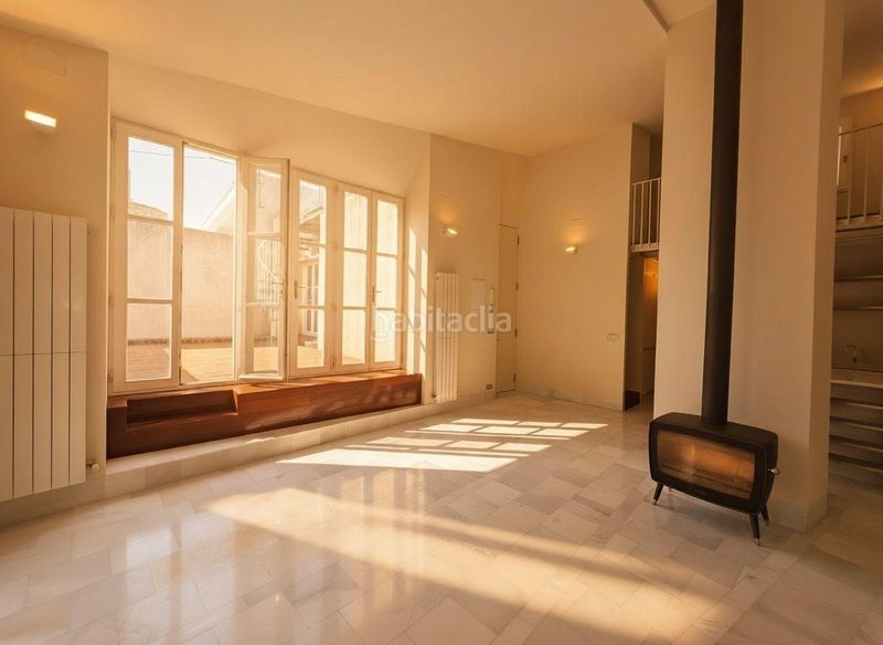 Piso ático dúplex con terraza junto a la plaza de la virgen en Valencia - Imagen 27