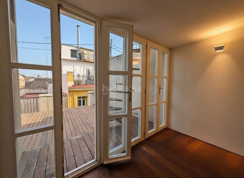 Piso ático dúplex con terraza junto a la plaza de la virgen en Valencia - Imagen 37