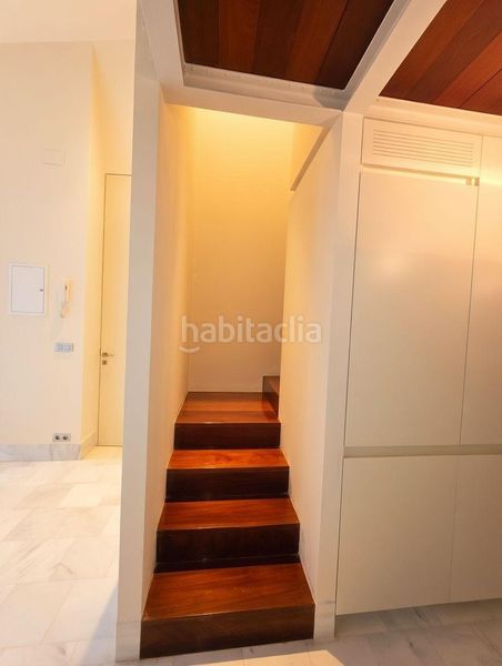 Piso ático dúplex con terraza junto a la plaza de la virgen en Valencia - Imagen 29
