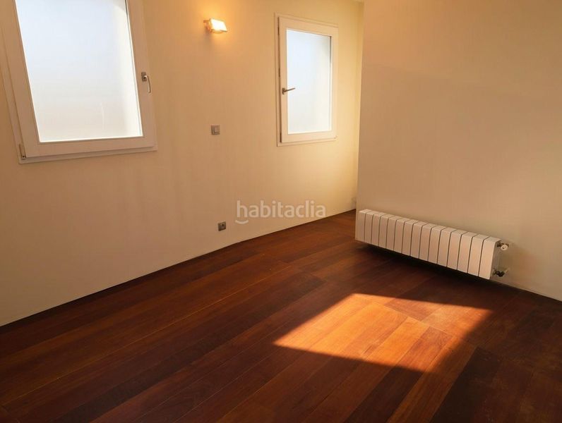 Piso ático dúplex con terraza junto a la plaza de la virgen en Valencia - Imagen 36