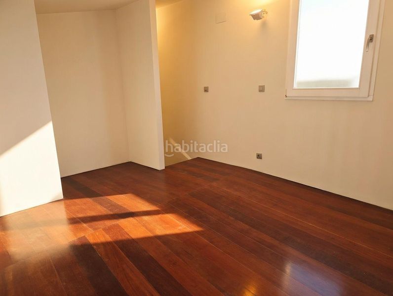Piso ático dúplex con terraza junto a la plaza de la virgen en Valencia - Imagen 41