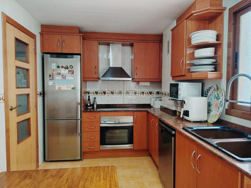 Foto 0ca87abd-1060-4086-8254-b39d2417a4f1. Àtic amb aparcament a Alcácer