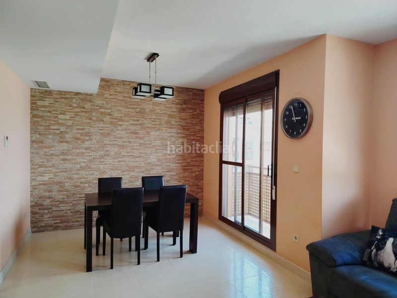 Foto 40ef4ad9-e42f-4188-a5d6-af143cc922a3. Àtic amb aparcament a Alcácer