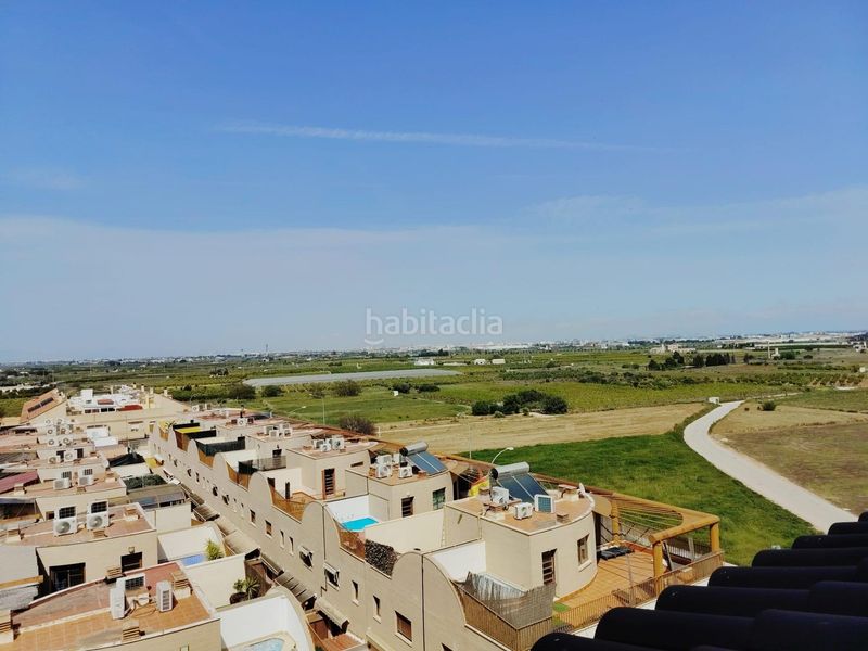 Foto 558a2535-cfbf-4e26-bf8b-1eea5949b991. Àtic amb aparcament a Alcácer