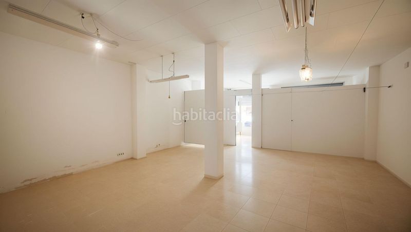 Foto 2b09a98e-ad87-4fb0-94b2-4119f82ecbe9. Local comercial a calle calle progreso 116 a El Cabanyal-El Canyamelar Valencia