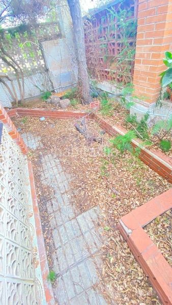 Foto edc553cc-4209-4352-a6ef-55283f6bdd68. Xalet amb piscina a Moncada