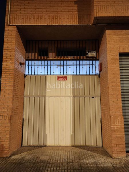 Foto e6760b65-ccee-4b12-a43d-32983adf7f8c. Aparcament cotxe a Carlet