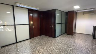 Location Bureau  Plaza de vannes. Amplia oficina en plaza vannes