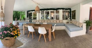 Chalet in Monteamor-La Carrasca-El Peucal. Magnífico chalet con piscina en la carrasca náquera