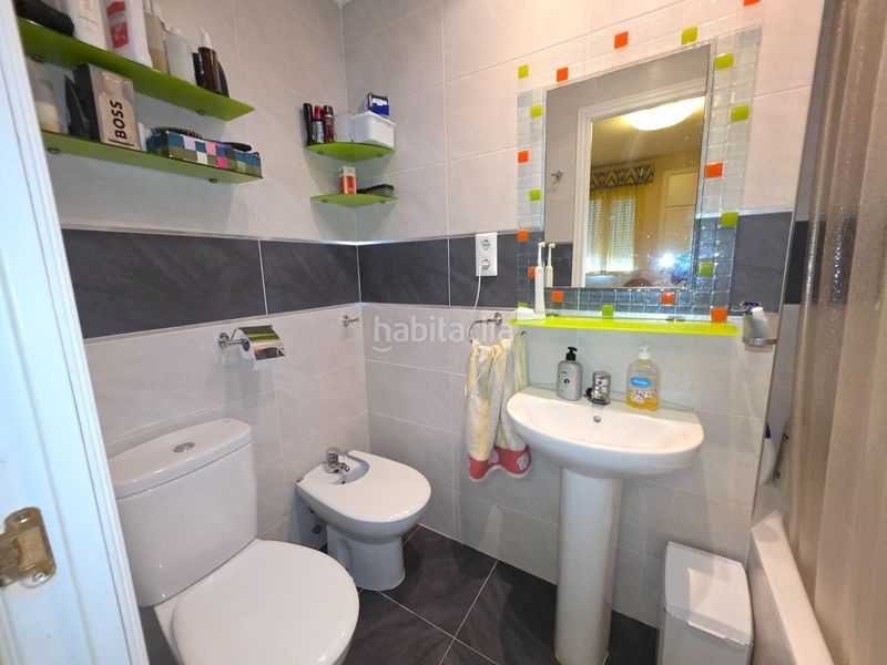 Foto e88f67c1-f95d-4cc9-9465-e2d9d988c9e7. Casa adossada amb calefacció piscina a El Faro Cullera