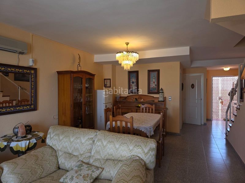 Foto e8d79f9e-2c61-49b6-9041-d85cdc530154. Casa adossada amb calefacció piscina a El Faro Cullera