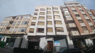 Piso  Avenida fray luis amigó. Piso con 3 habitaciones con ascensor
