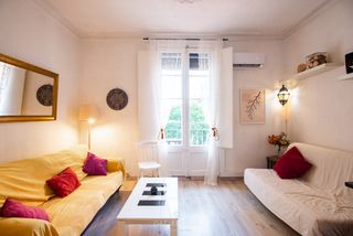 Etagenwohnung in Carrer del roser 71. Oportunidad �nica en poble sec