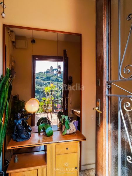 Foto 641c3e62-e9d8-49eb-b477-dc2fa872698e. Casa amb xemeneia calefacció aparcament a Sarrià Barcelona