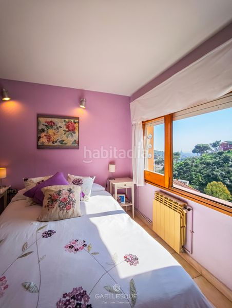 Foto db4948e0-ad84-423e-b7cd-f4971a1d1b1e. Casa amb xemeneia calefacció aparcament a Sarrià Barcelona