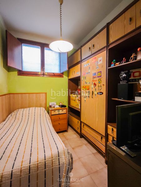 Foto e1b8accf-8051-4348-87ed-0e77fa51263b. Casa amb xemeneia calefacció aparcament a Sarrià Barcelona