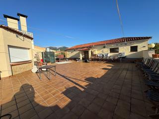 Edificio in Calle antoni soler hospital 1