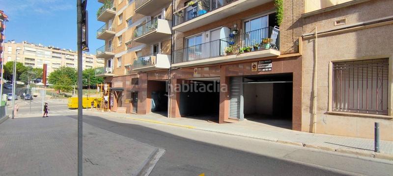 Foto b6b77573-9c8f-4980-aa58-9b0450359a9a. Local comercial  zona torrent den pere parres en Terrassa