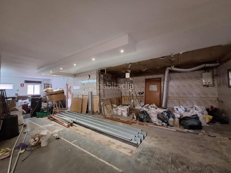 Foto c425a4f1-931b-46b0-bf86-44a180255a85. Local comercial descubre el espacio que hará crecer tu negocio en Terrassa