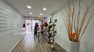 Local Comercial a Plaza de Mossèn Jacint Verdaguer 7