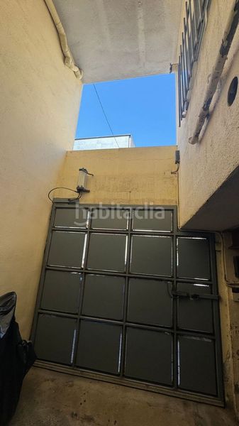 Foto b210da3d-29a6-4c12-9a56-0dc48290d9bc. Chalet en Ca n'Aurell Terrassa
