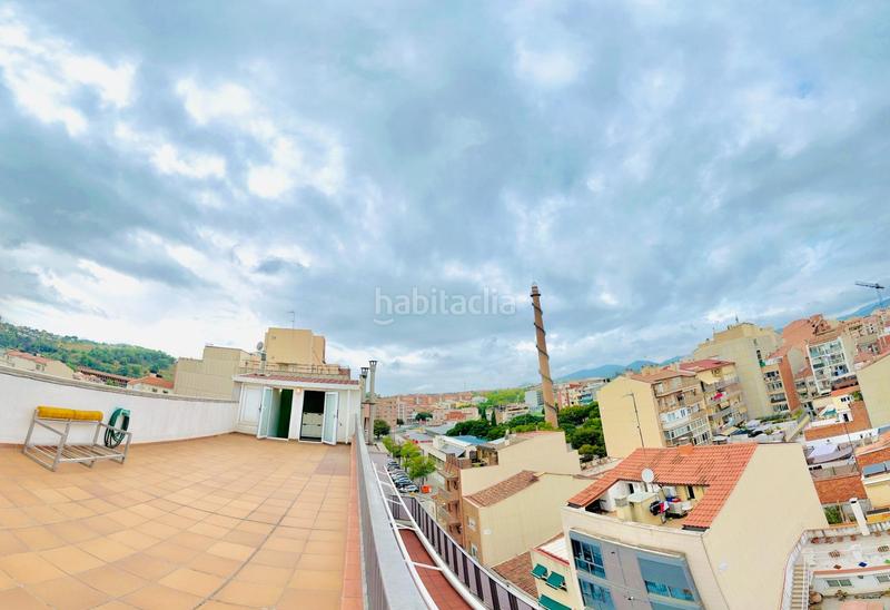 Foto 0414a1d2-81bf-4385-b04b-26da2adb7146. Loft vistas, ubicación y practicidad en el centro en Terrassa