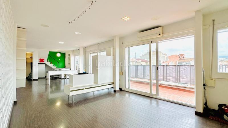 Foto 4eb8ef4f-3f94-4b85-9f30-5f1027083423. Loft vistas, ubicación y practicidad en el centro en Terrassa
