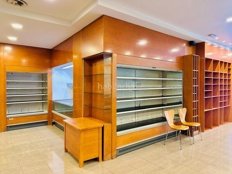 Foto 507865c0-ff68-42c9-b64f-a4eaa6232f0a. Lloguer local comercial a Vallparadís - Antic Poble de Sant Pere Terrassa