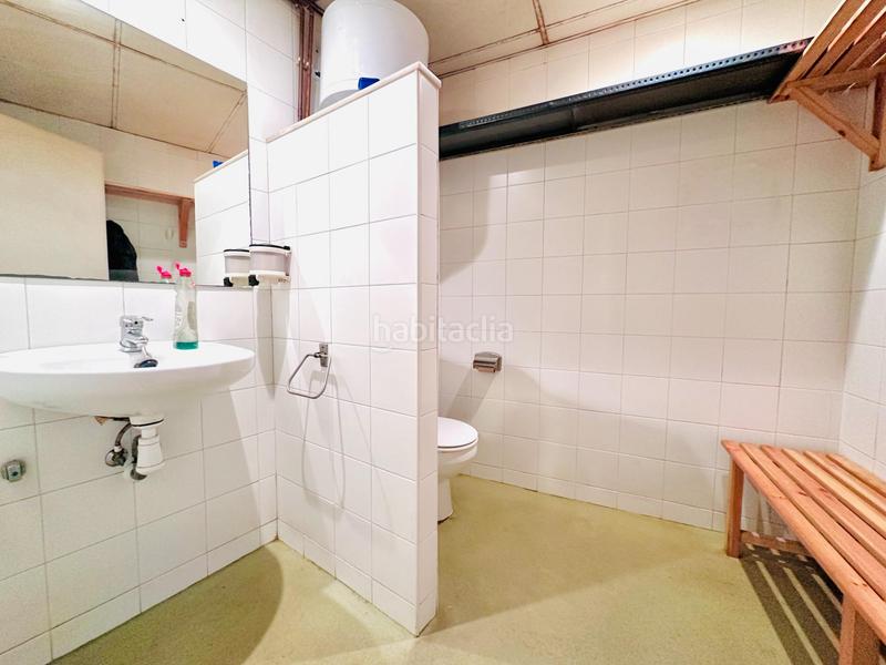 Foto f970ba48-7c01-422b-a5c4-e2a353b3f859. Lloguer local comercial a Vallparadís - Antic Poble de Sant Pere Terrassa